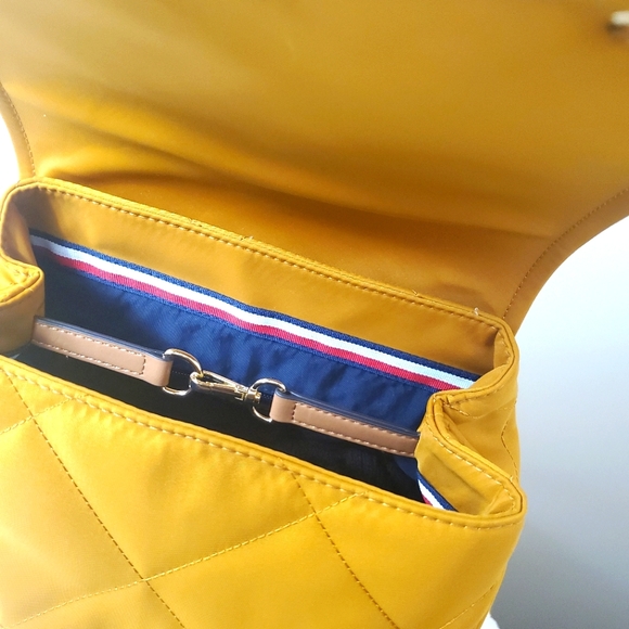 Tommy hilfiger backpack 🎒 - Picture 7 of 12